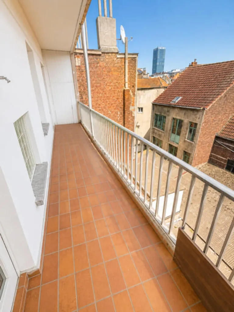 Rõdu - Rental House with Terraces in Anderlecht