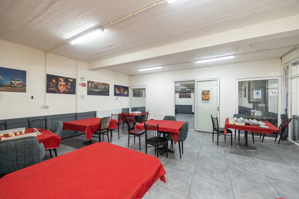 Dining Room - Mixed-Use Investment Property in Antwerp