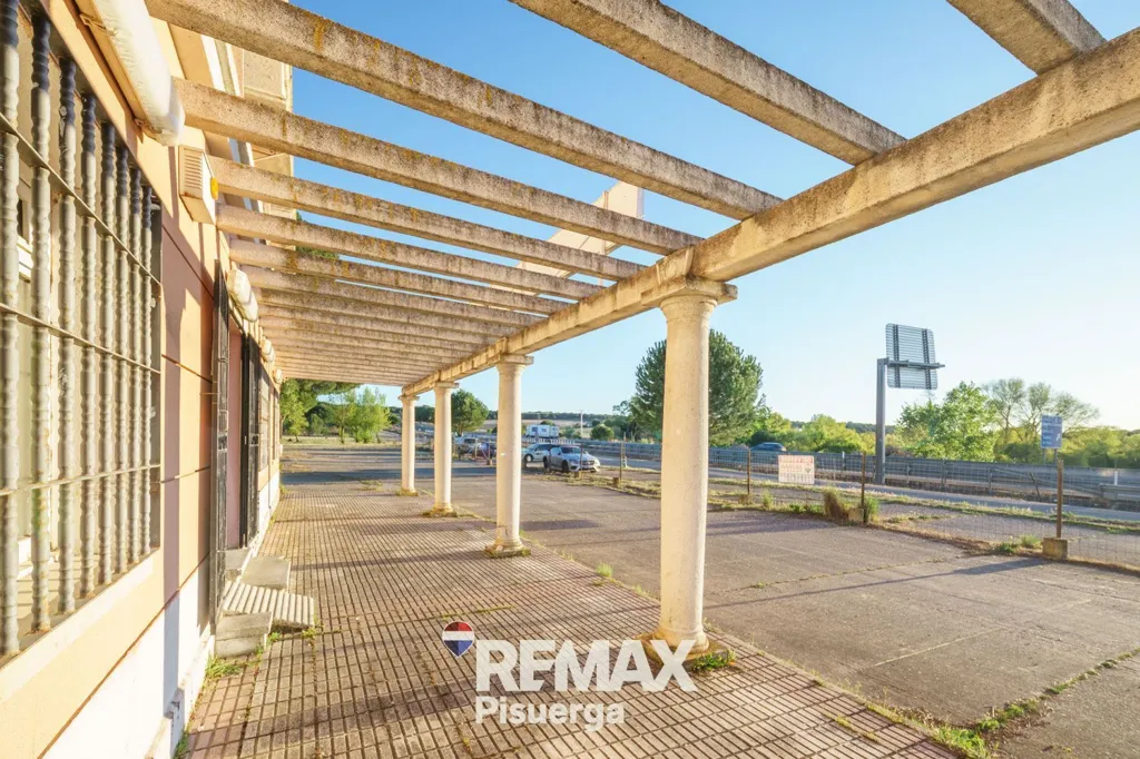 Terrass - Commercial Complex with Industrial Use in Cistérniga