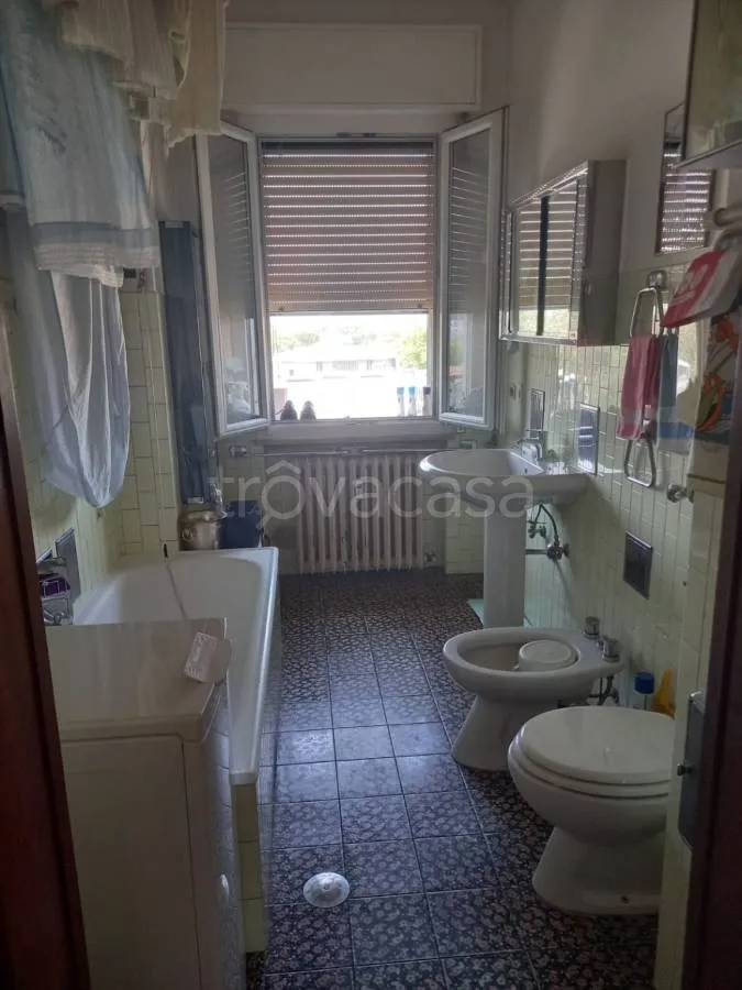 Vannitoad - Penthouse Apartment with Balcony in Ravenna