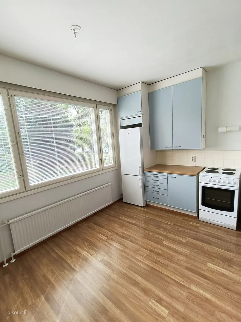 Köök - Apartment with Glazed Balcony in Oulu