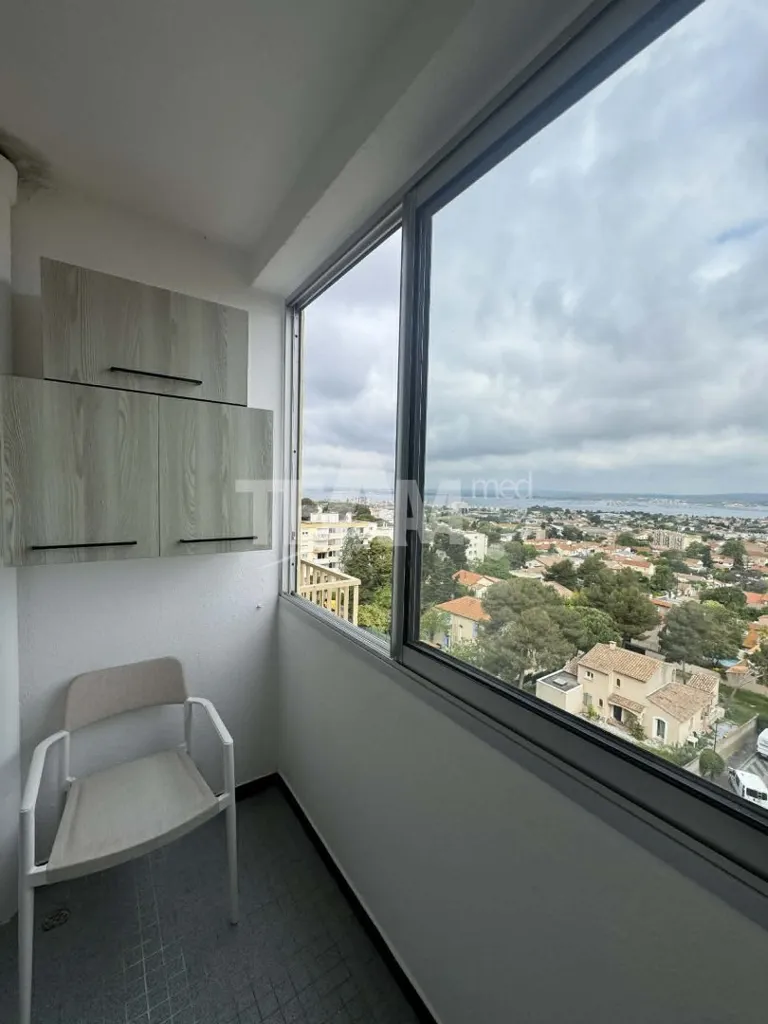 Rõdu - Meubled Flat with Thau View in Sète