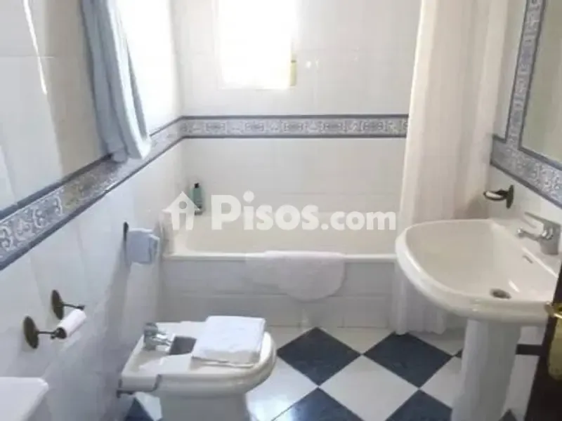 Salles de bain - Chalet with Garden in El Brillante