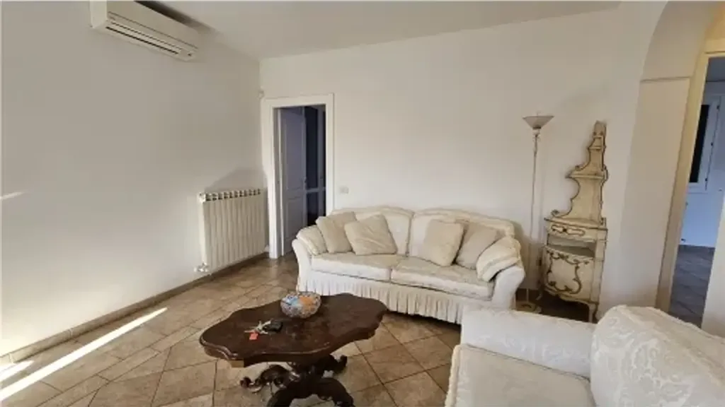 Séjour - Apartment with Terrace in Central Empoli