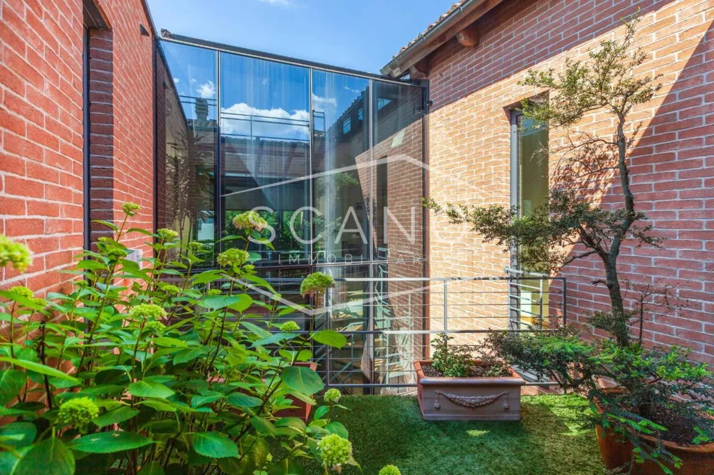 Garden - Architectural Villa with Panoramic View in Alba
