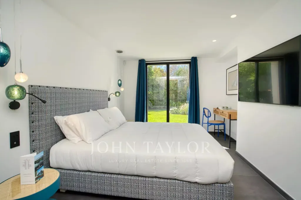 Chambres - Villa avec Piscine et Vue Mer à La Croix-Valmer