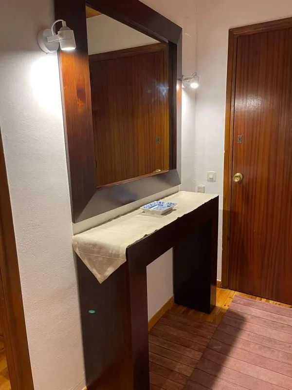 Esik - Apartment with Pool and Terrace on Calle Segre
