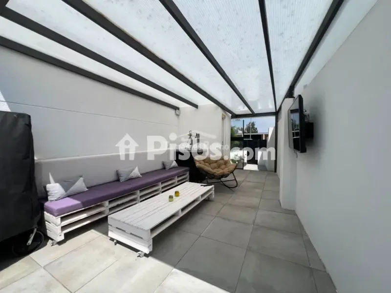 Terrass - Semi-detached House with Pool in Villamayor