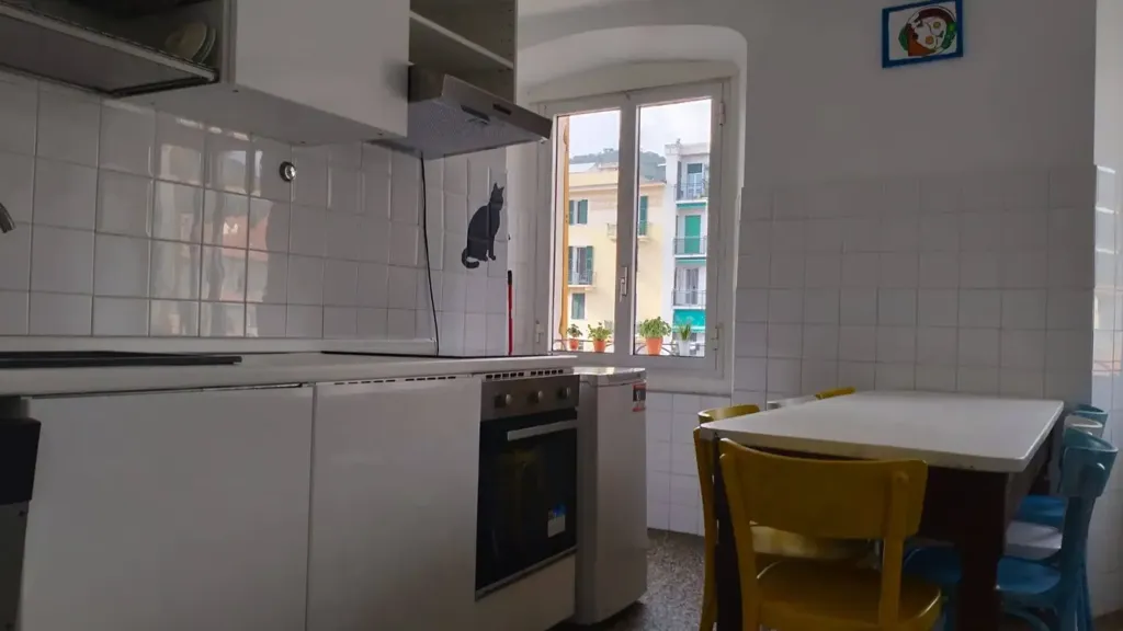 Cucina - Appartamento con vista mare a Varazze