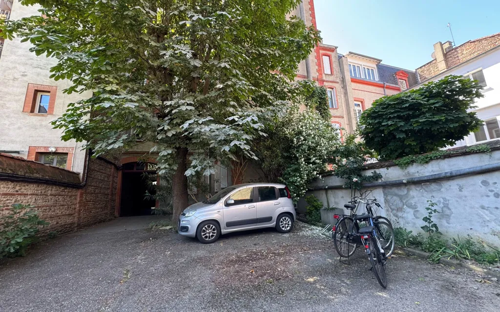 Välivaade - Duplex Apartment with Balcony in Toulouse