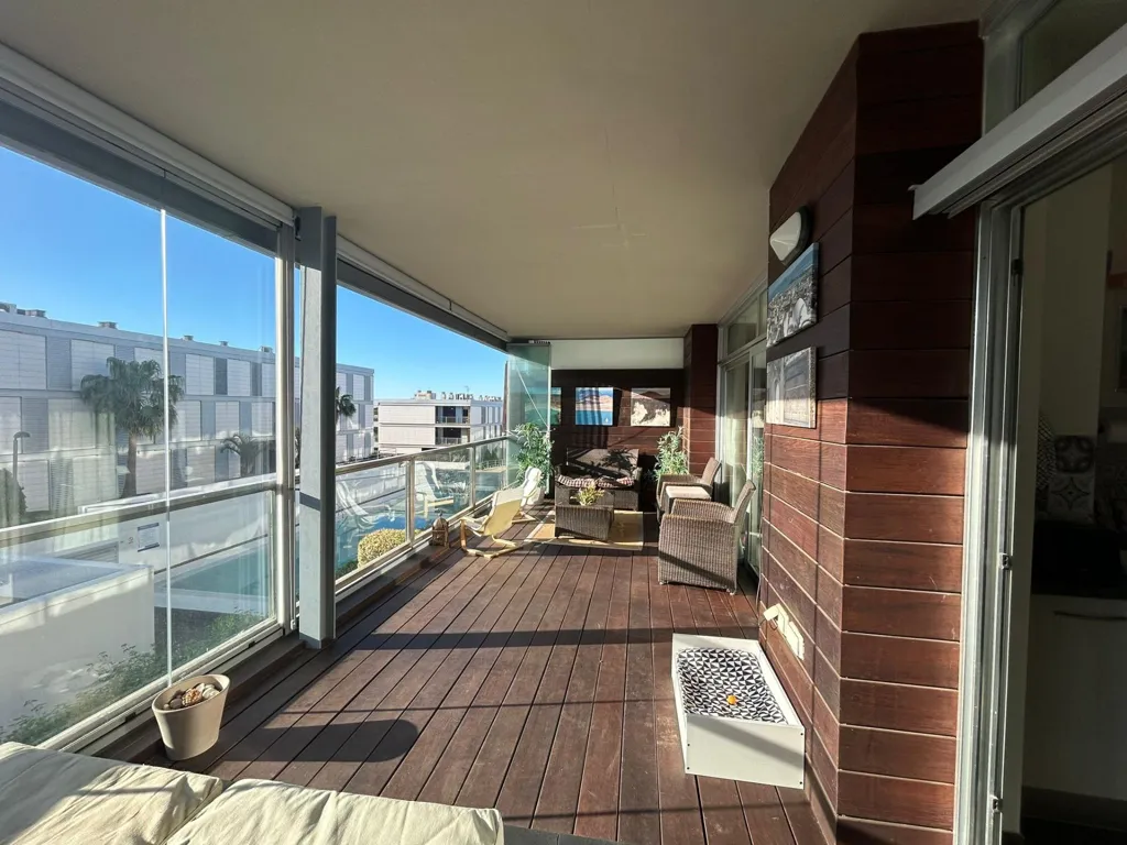 Rõdu - Apartment with Pool and Terrace in La Duquesa