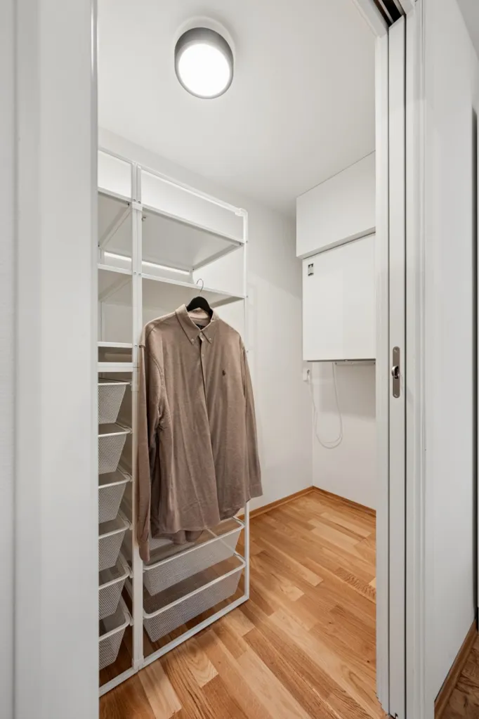 Pièces - 3-Bedroom Apartment with Balconies in Sandnes