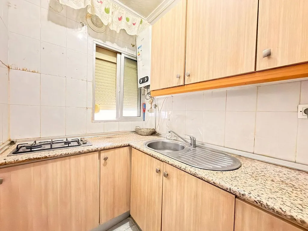 Kitchen - 3-Bedroom Flat with Terrace in Palmete, Sevilla