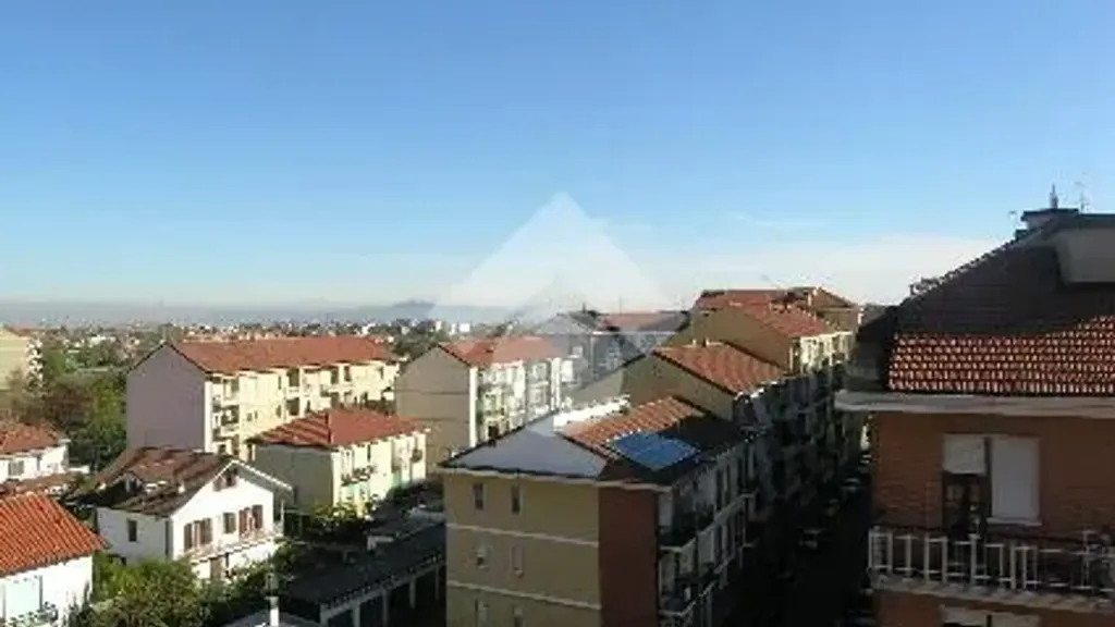Terrasse - Panoramic 2-Bed Flat with Balcony in Rivalta Di Torino