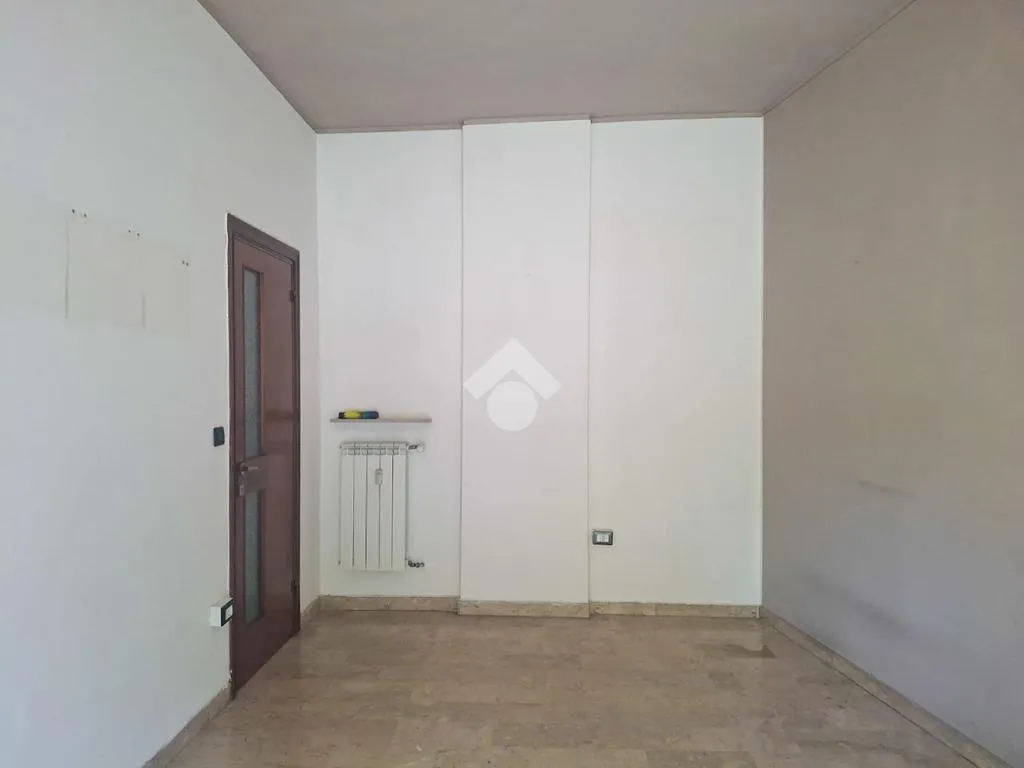 Pièces - Apartment with Balcony in Savona