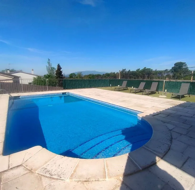 Piscine - Chalet with Pool and Terrace in Sils