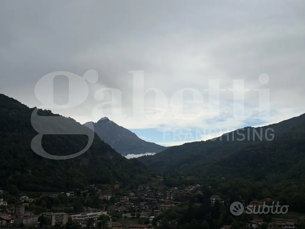 Villa with Panoramic View in Asso
