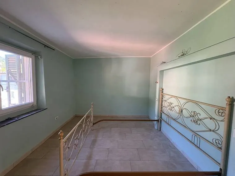 Schlafzimmer - Rearranged Apartment with Balcony in Gallicano