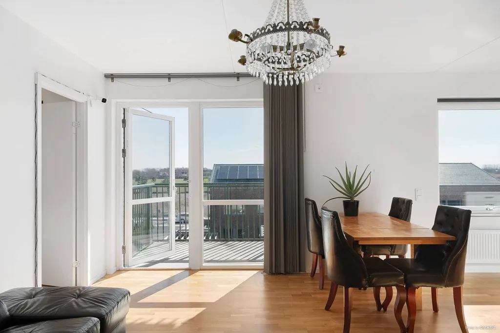 Sala da pranzo - Modern Apartment with Large Balcony in Höganäs