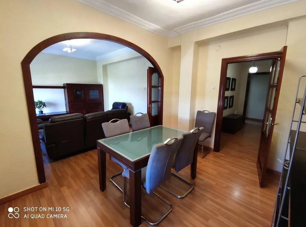 Salle à manger - Bright Apartment with Balcony in Nervión