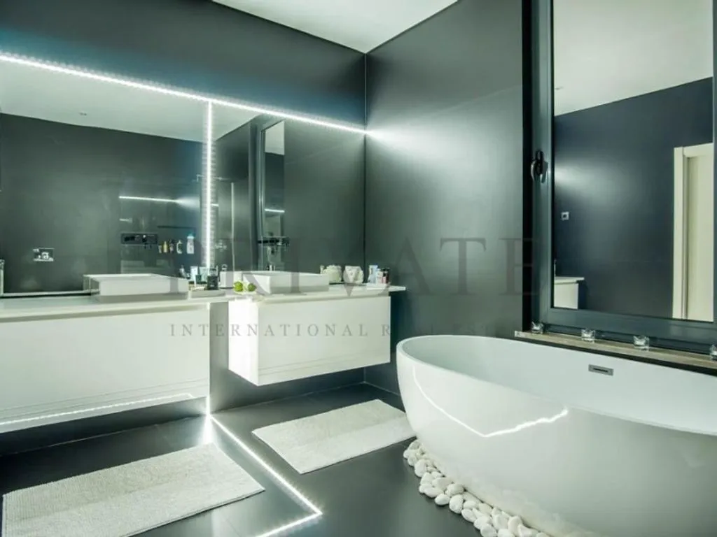 Vannitoad - Contemporary Villa with Golf Views in Vilamoura