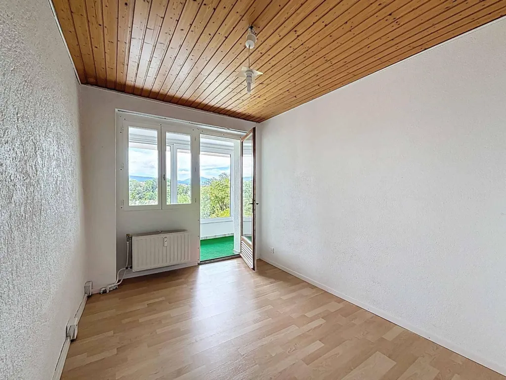 Stanze - Triplex with Terraces and Studio in Central Location