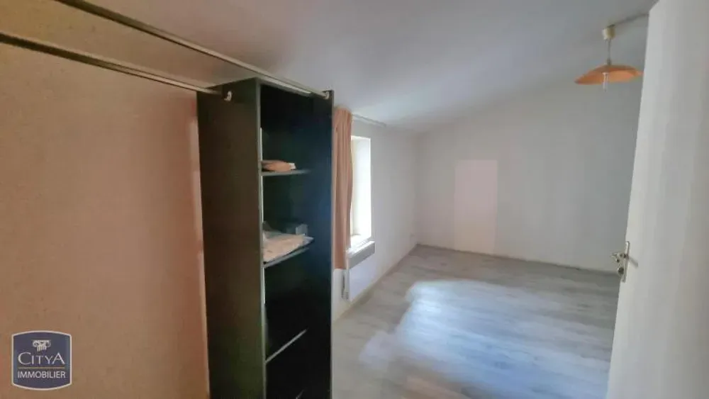 Toad - Studio Flat on 2nd Floor in Clermont-Ferrand