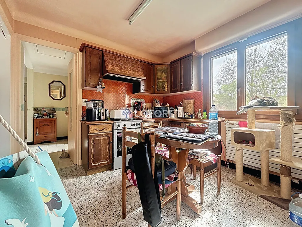 Cuisine - Pavillon avec Jardin et Terrasse à Chauny