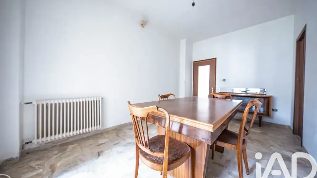 Salle à manger - Duplex Villa with Private Gardens in Mesola