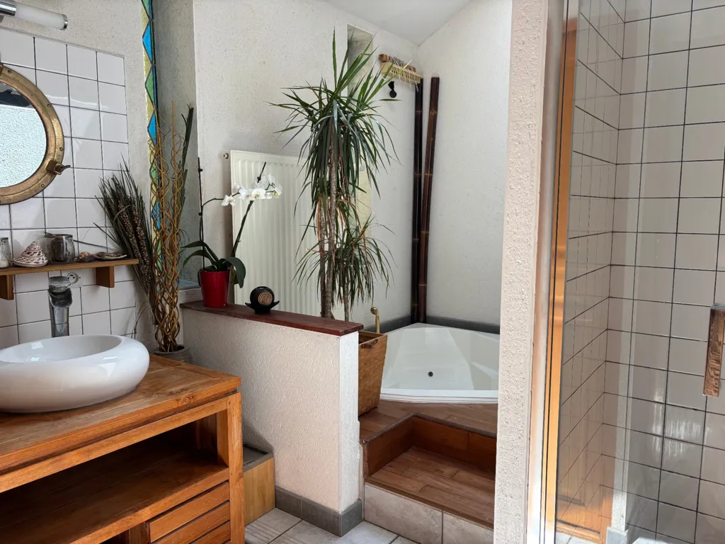 Vannitoad - Rustic Stone House with Pool in Cournon