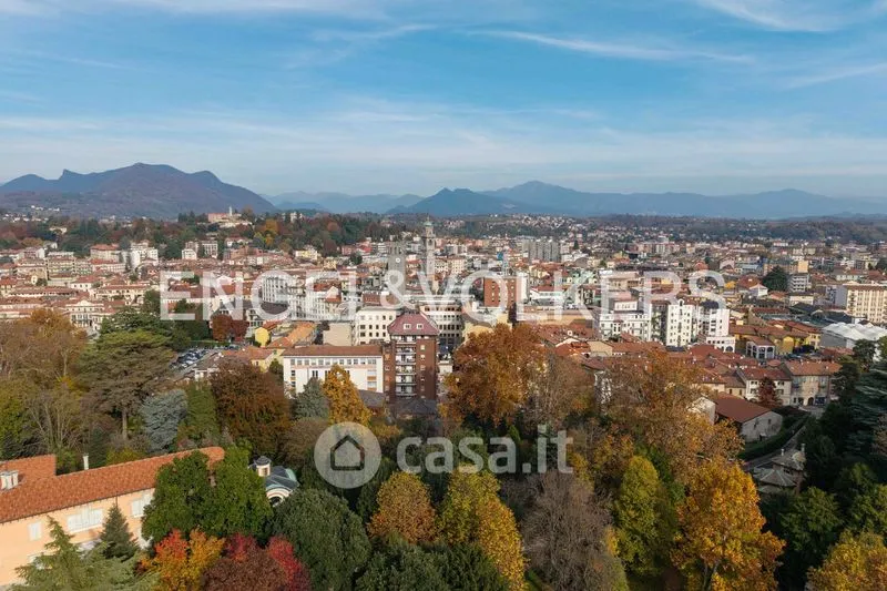 Vista aerea - Octagonal Apartment with Panoramic View in Varese