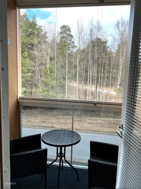 Balcone - One-Bedroom Flat with Balcony in Oulu