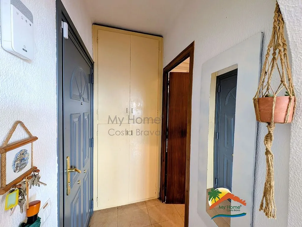 Entrée - Chalet with Sea and Mountain Views in Lloret Blau