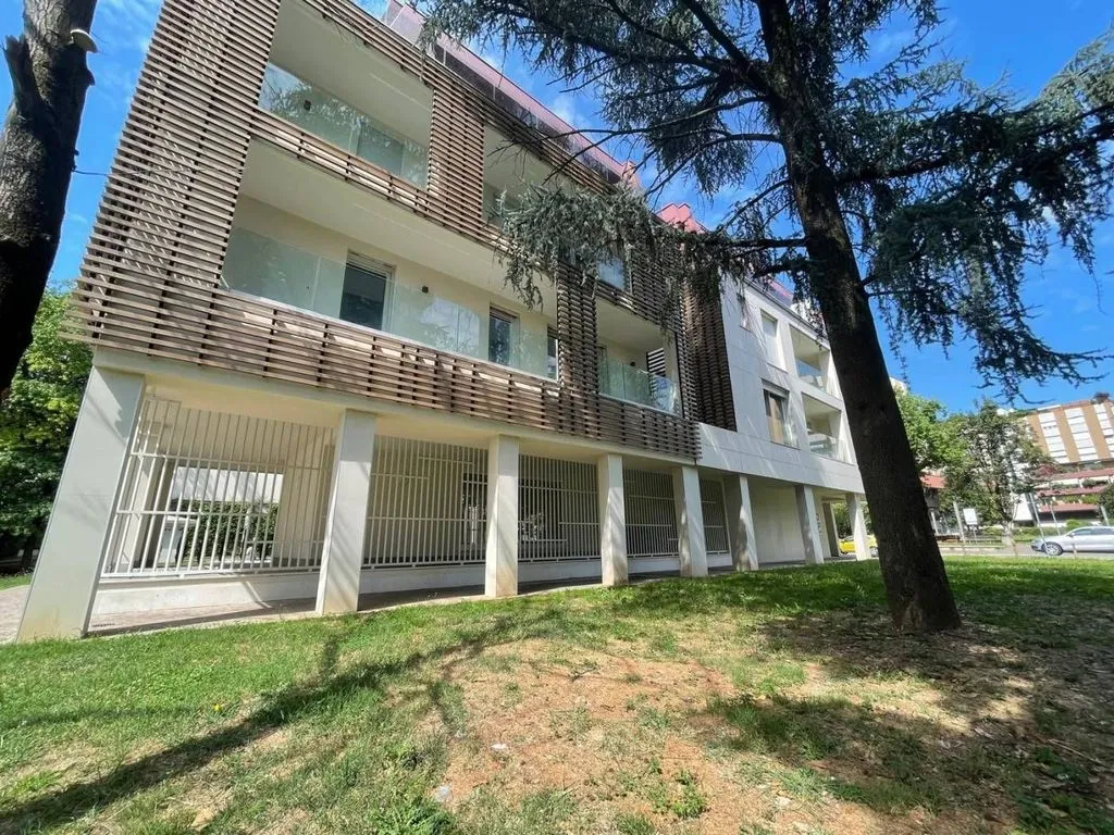 Extérieur - Luxury Apartment with Tech Features in Legnano