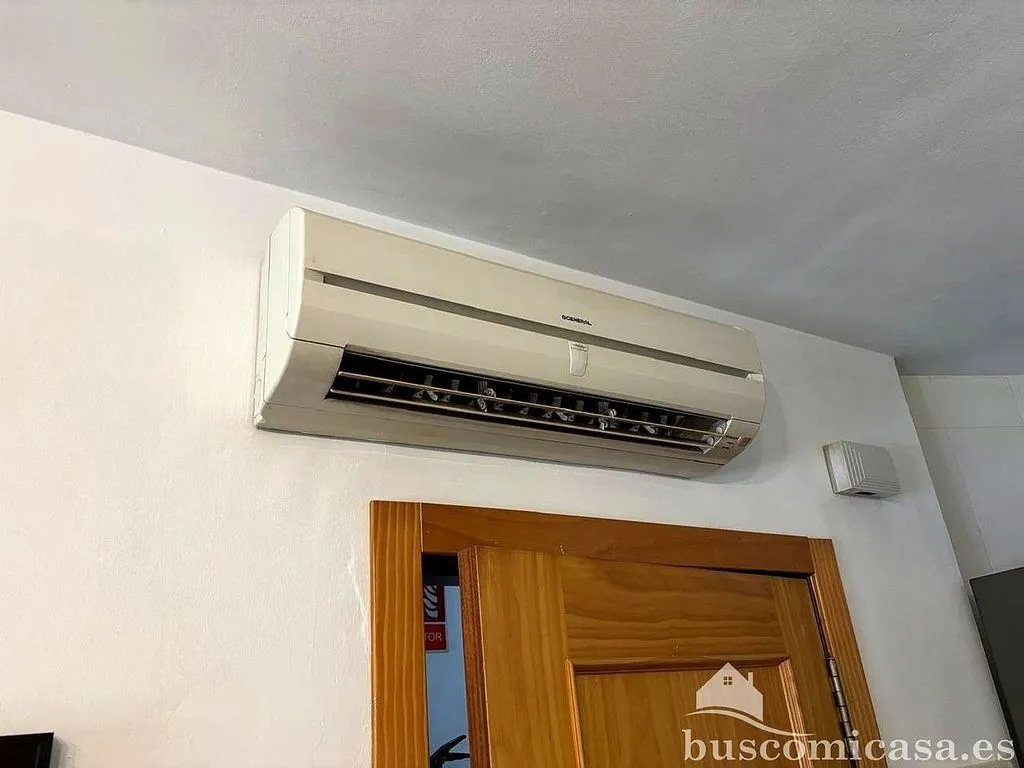 1-Bedroom Flat with Pool in Villatorres