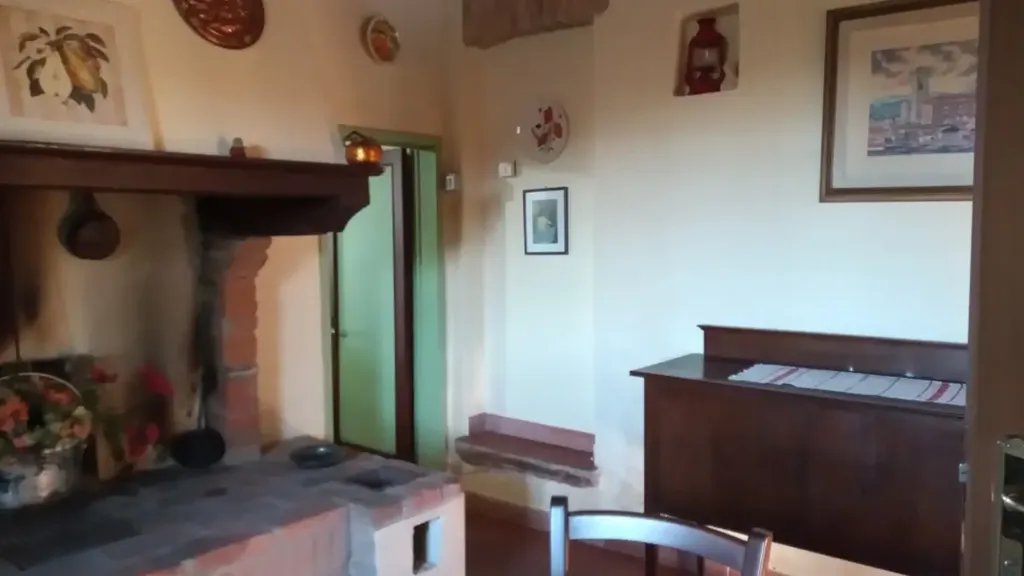 Söögituba - Rustic Bilocale with Private Parking in Capannoli
