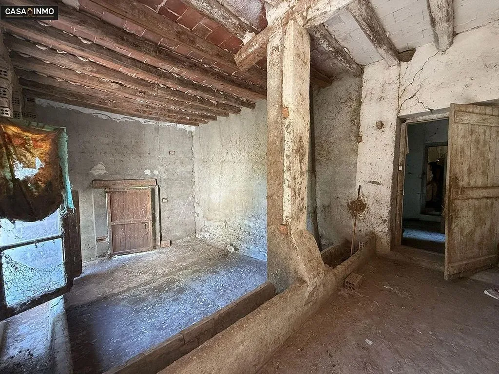 Pièces - Rustic Farmhouse with Garden in Barbastro