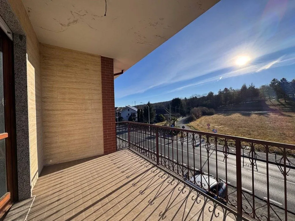 Rõdu - Apartment with Private Garden in Buttigliera Alta