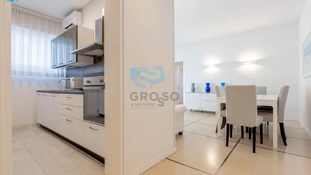 Salle à manger - Seafront Apartment with Private Beach in Jesolo