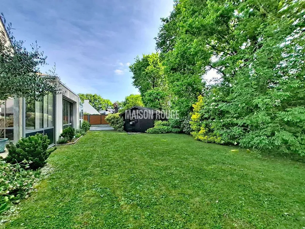 Jardin - Maison de Luxe avec Piscine à Ploueren
