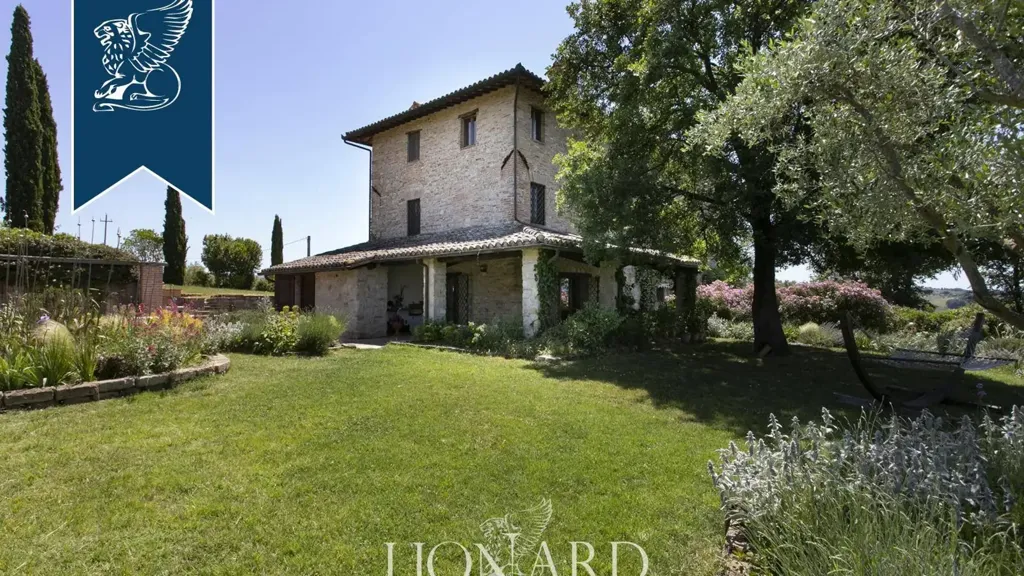 Välivaade - Rustic Farmhouse with Pool in Todi