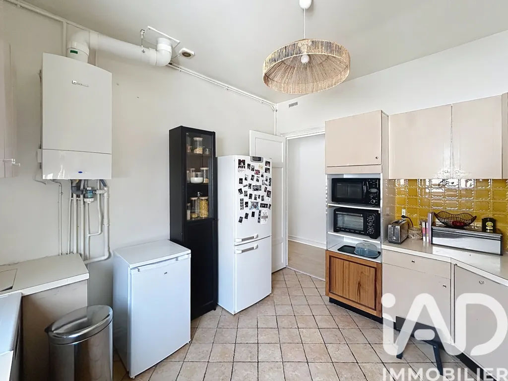 Cuisine - Appartement de Prestige avec Vue Élevée à Paris