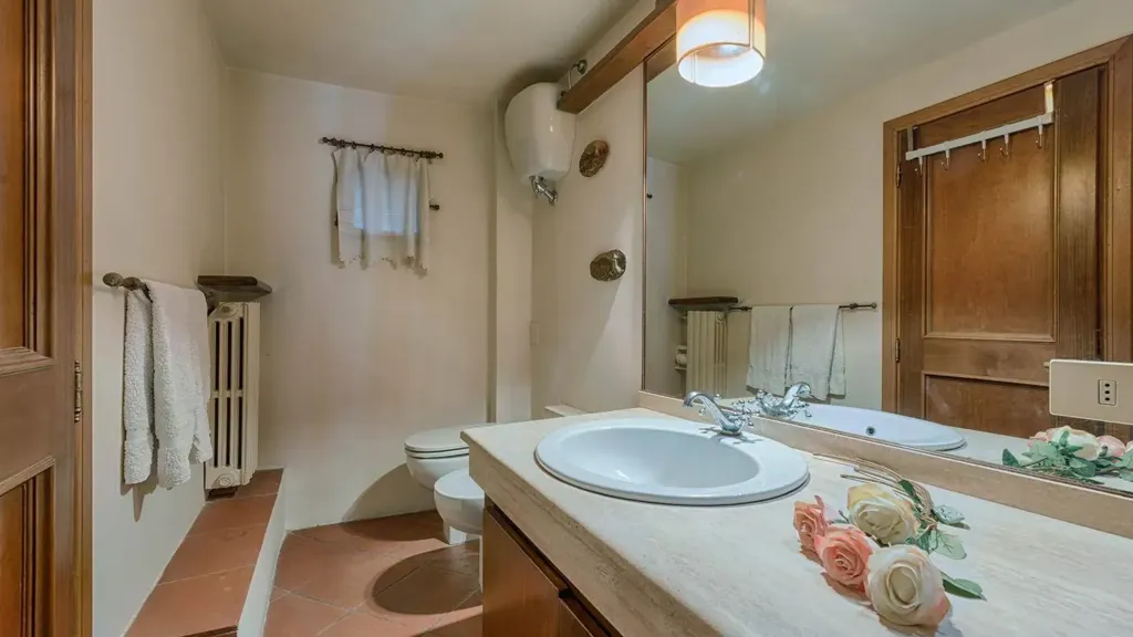 Vannitoad - Loft with Terraced Balcony in Florence
