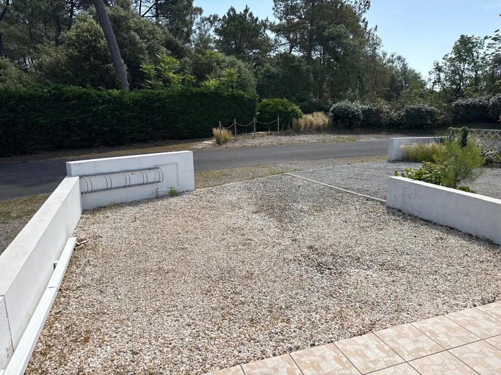 Extérieur - Pavillon Meublé avec Piscine à Proximité