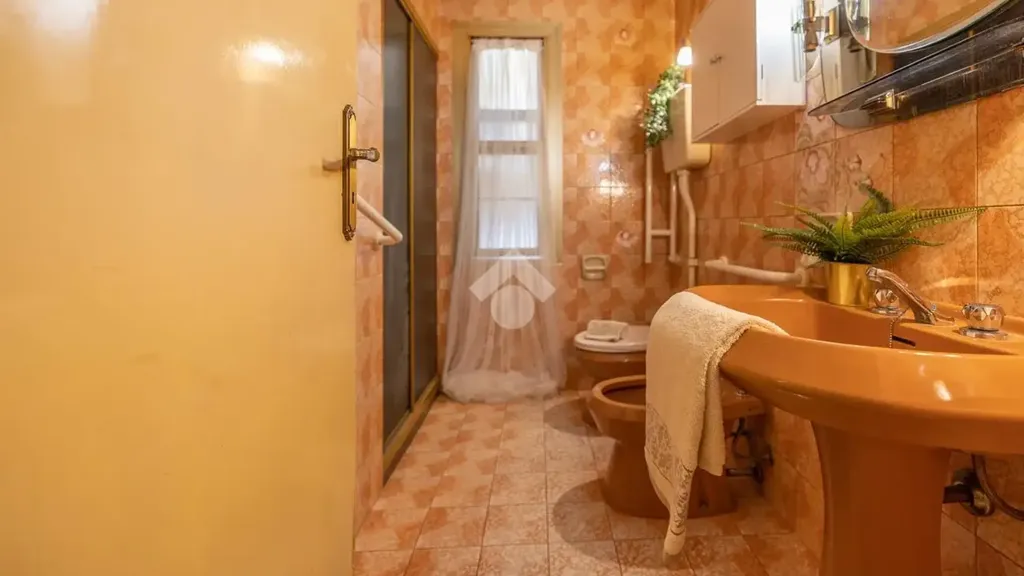 Salles de bain - Ground Floor Apartment with Garden in Cervia