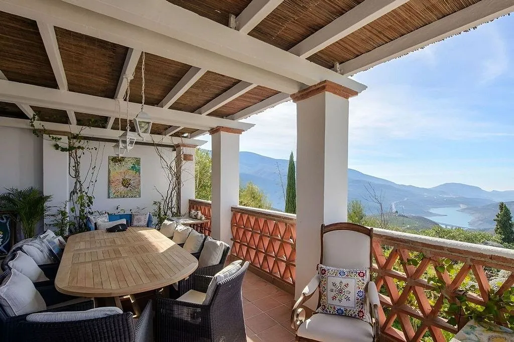 Terrass - Rustic Villa with Pool in Manilva