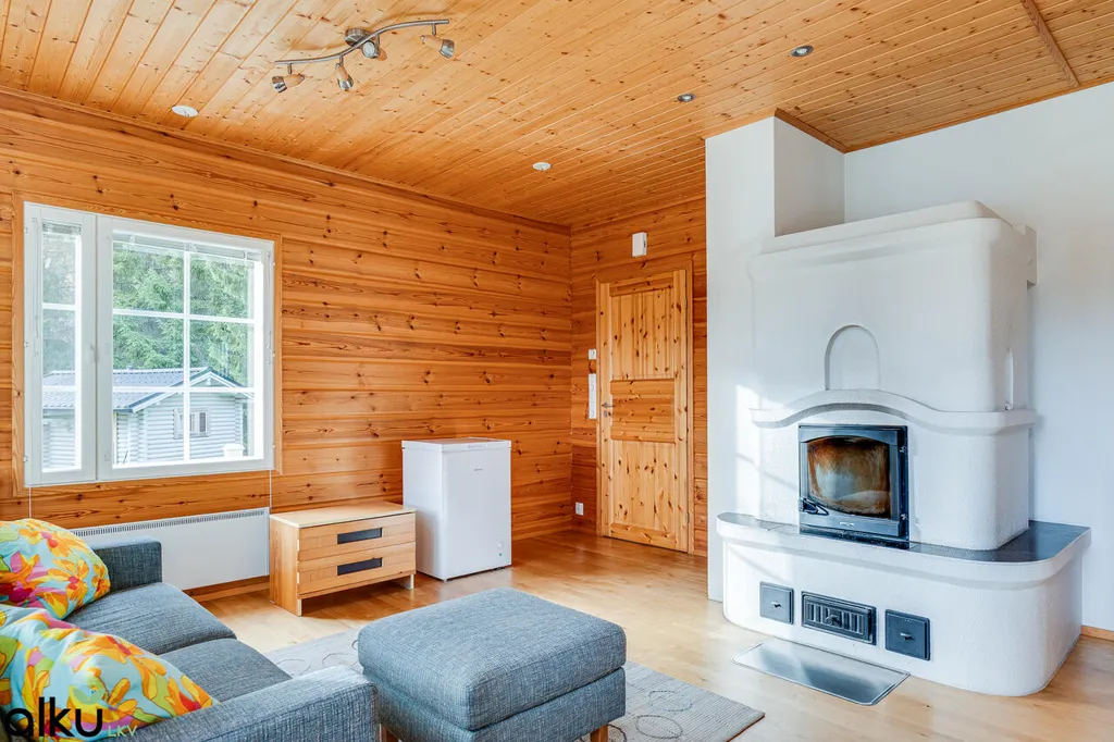 Séjour - Cottage with River View and Sauna in Muhos