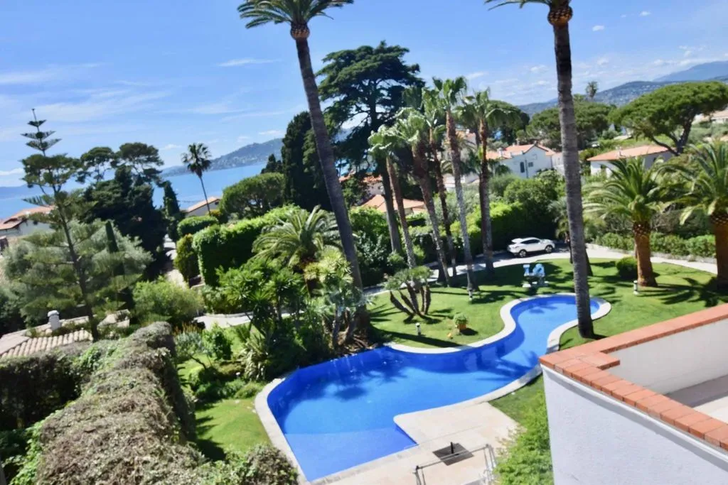 Õhuvaade - Luxury Villa with Pool in Antibes