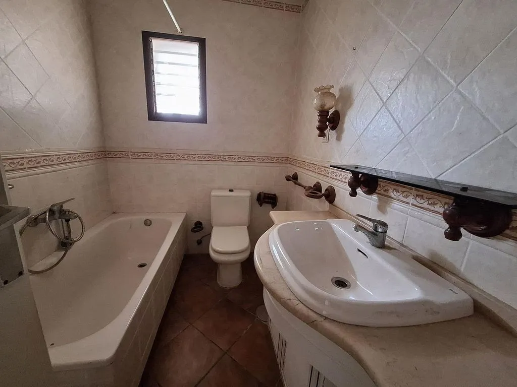 Bagni - Flat with Terrace and Balcony in West
