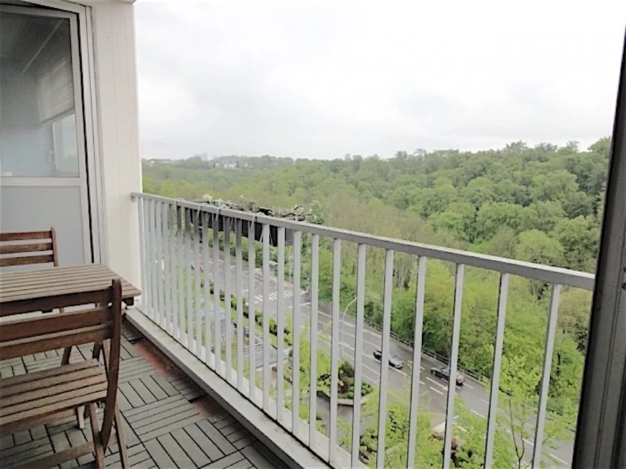 Balcon - Appartement avec Terrasse à Howald